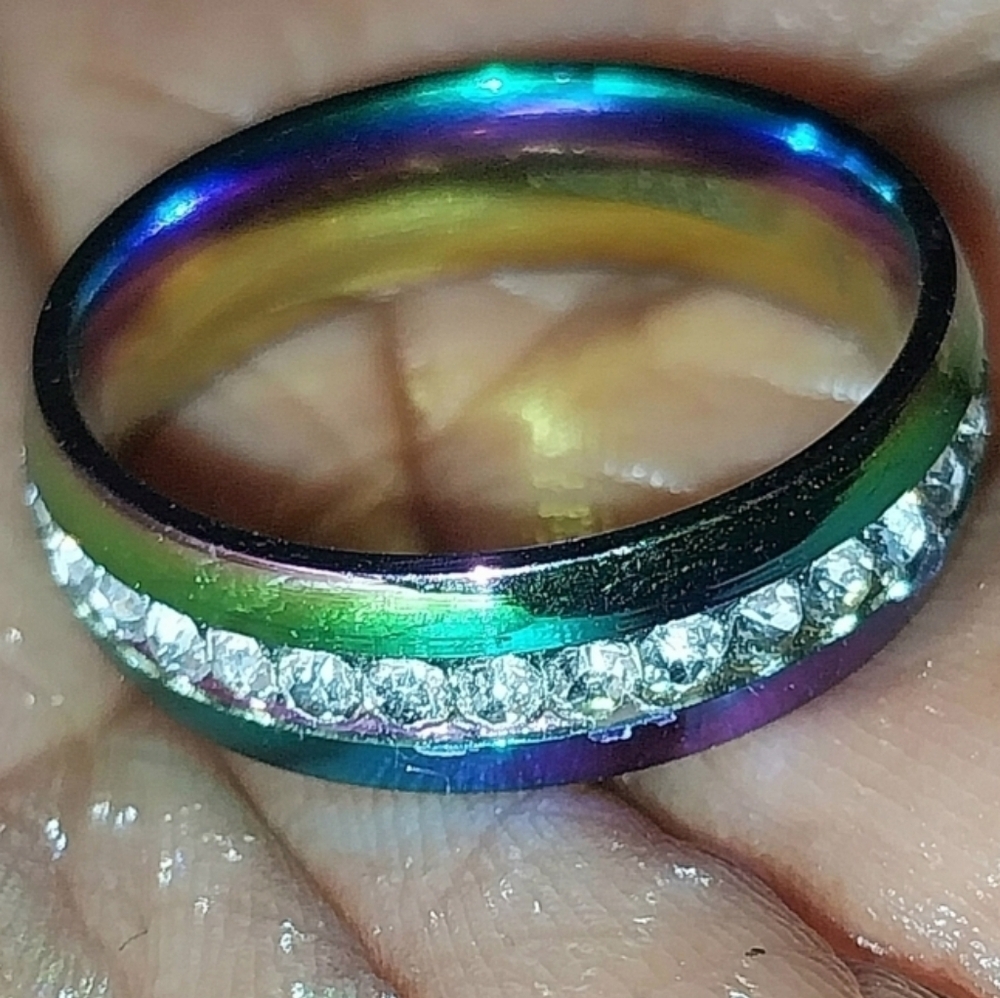 Iridescent Stainless Steel Unisex Crystal Band Ring Sz 9